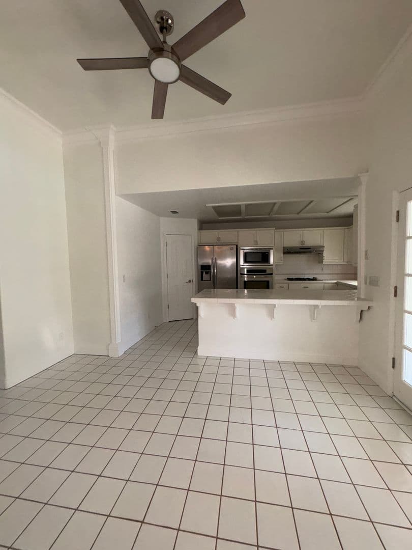 Clovis House: 3227 Jasmine Ave