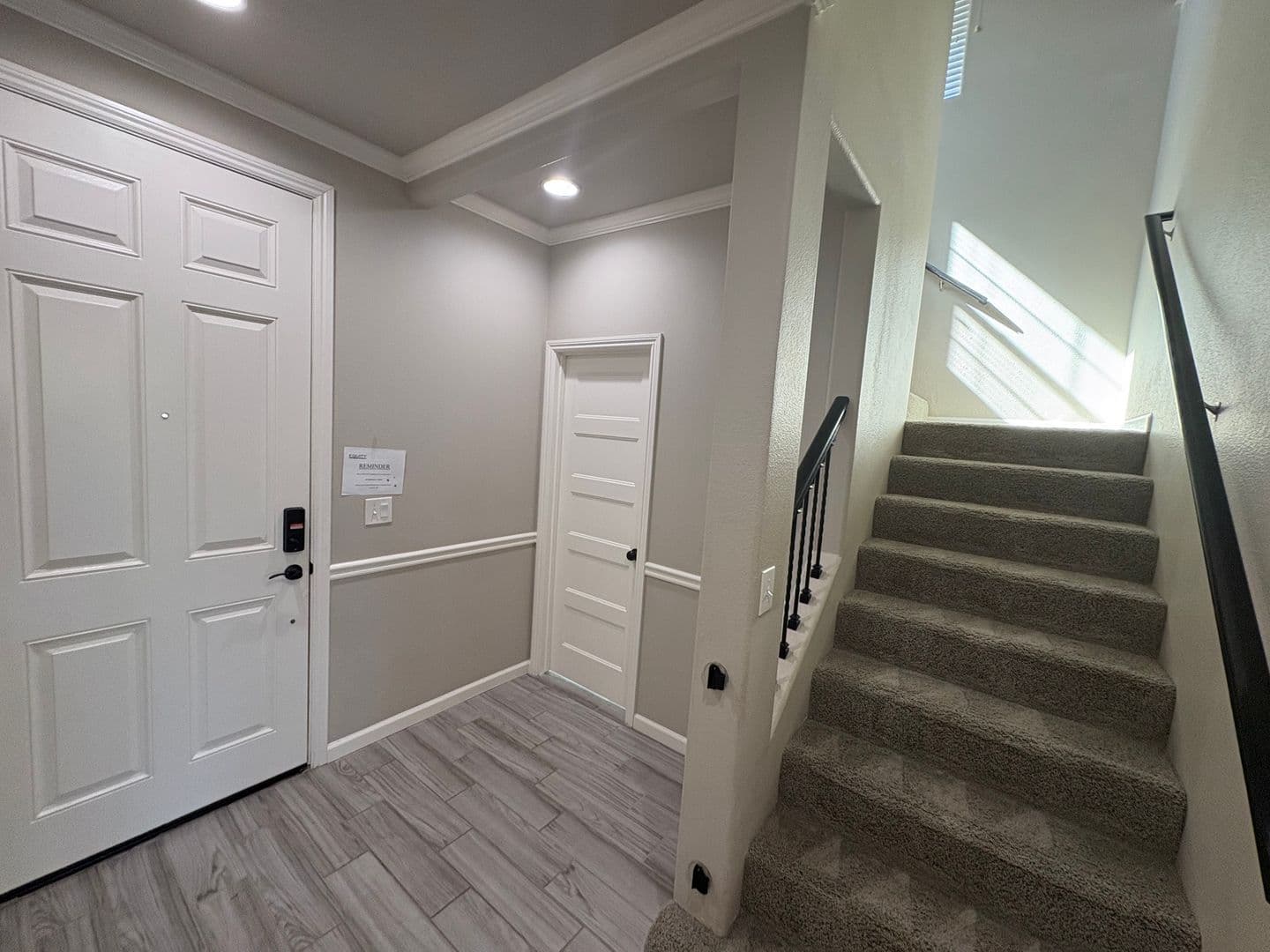 Clovis House: 3461 Alcove Way