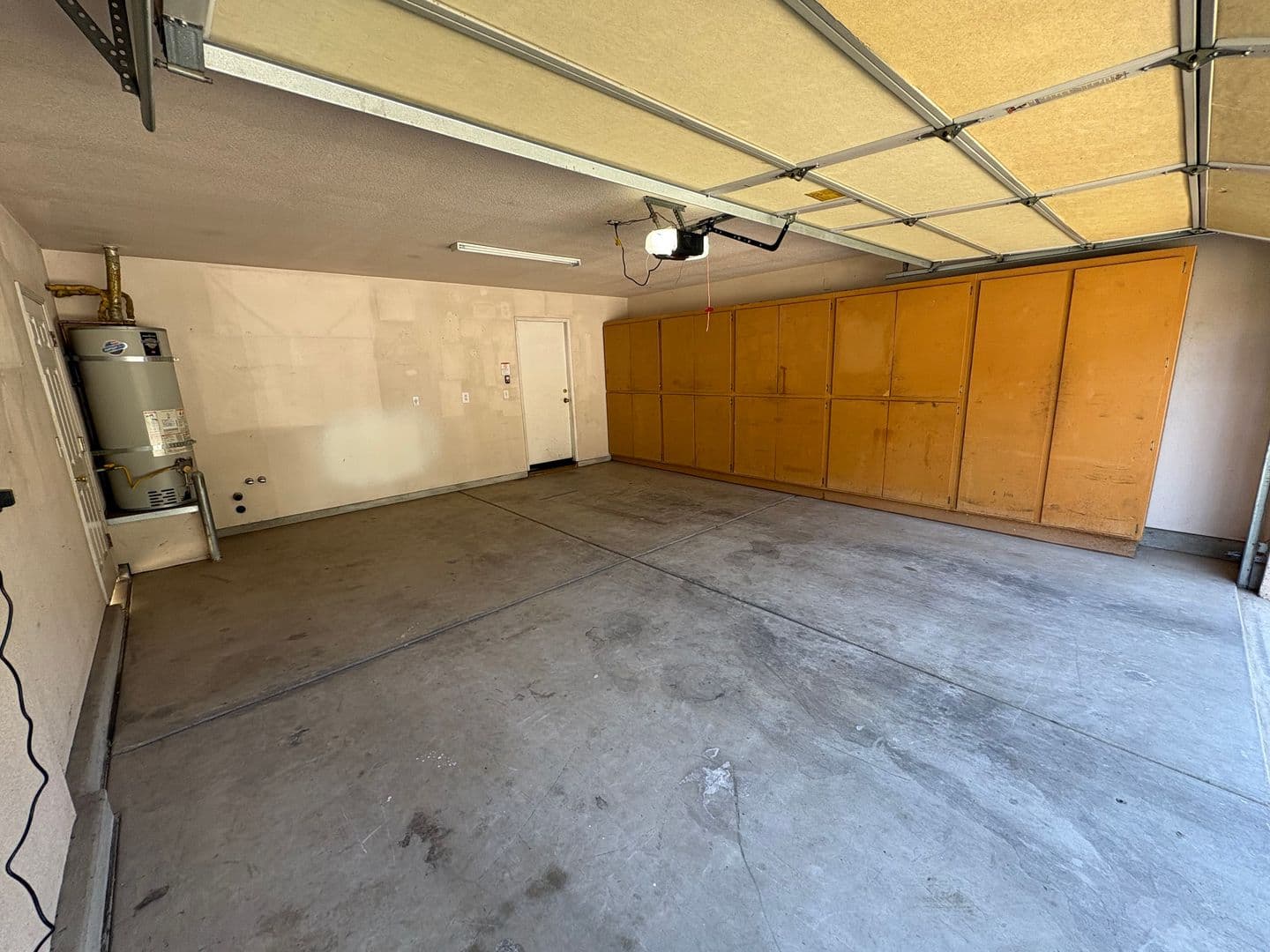 Visalia House: 2967 West Jerome Ave