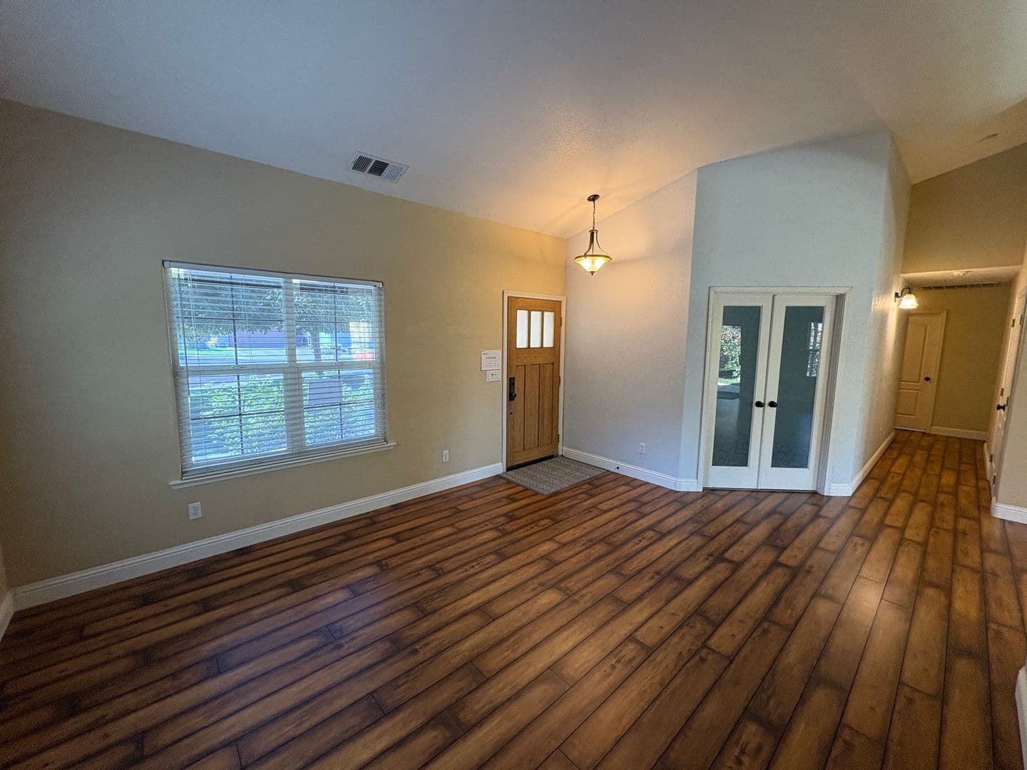 Visalia House: 3524 S. Lincoln Ct