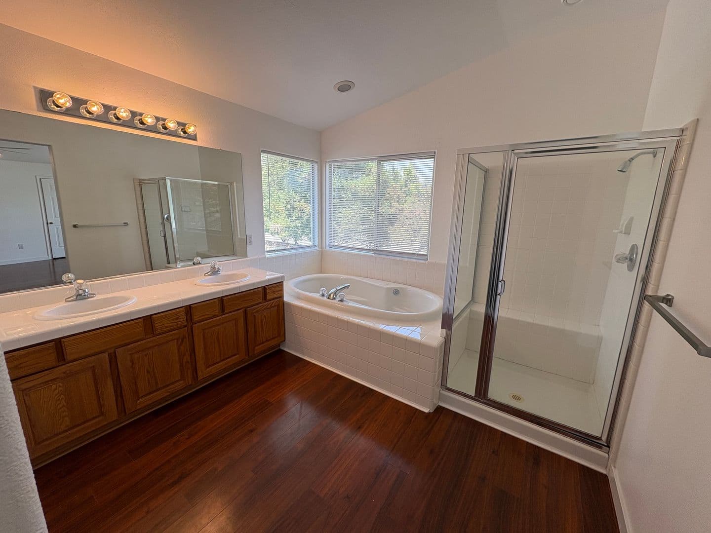Visalia House: 5730 West Monte Verde Ct