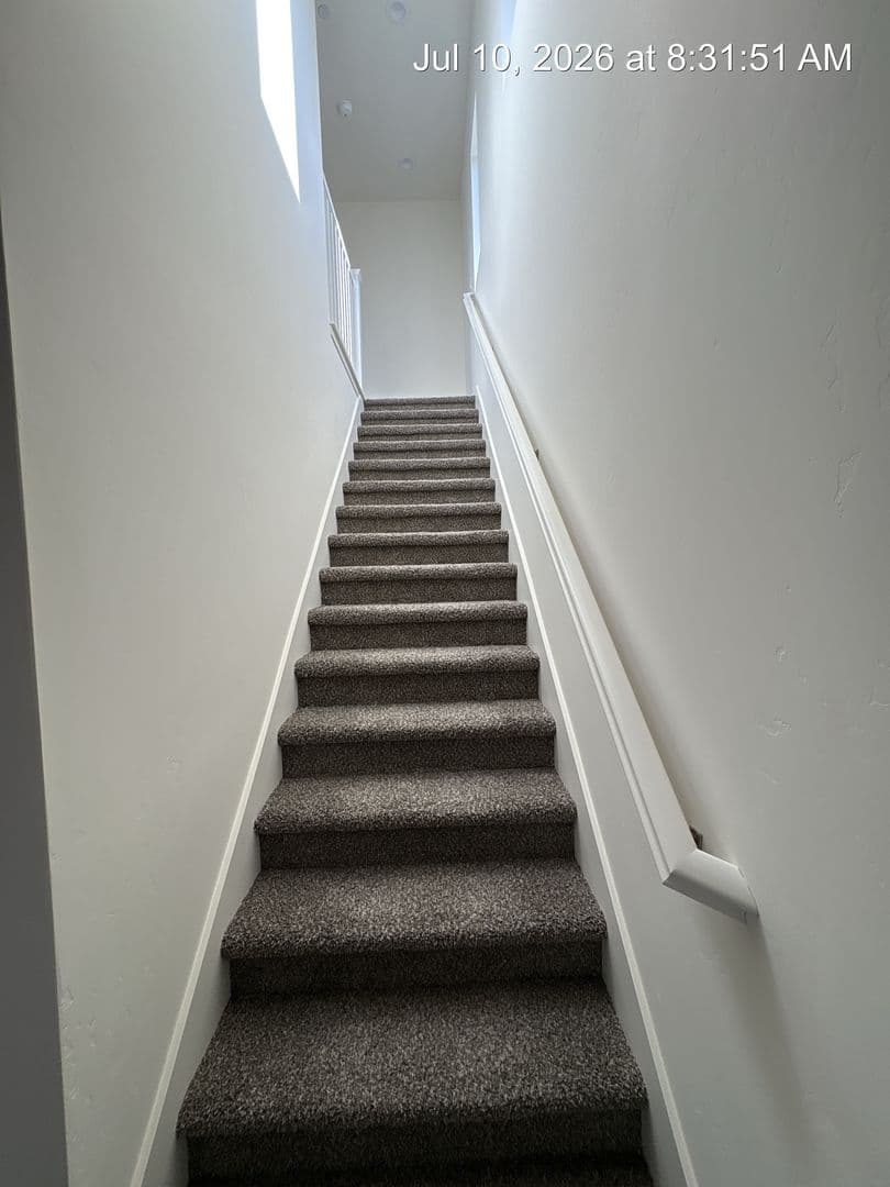 Visalia Apartment: 711-747 S Pinkham