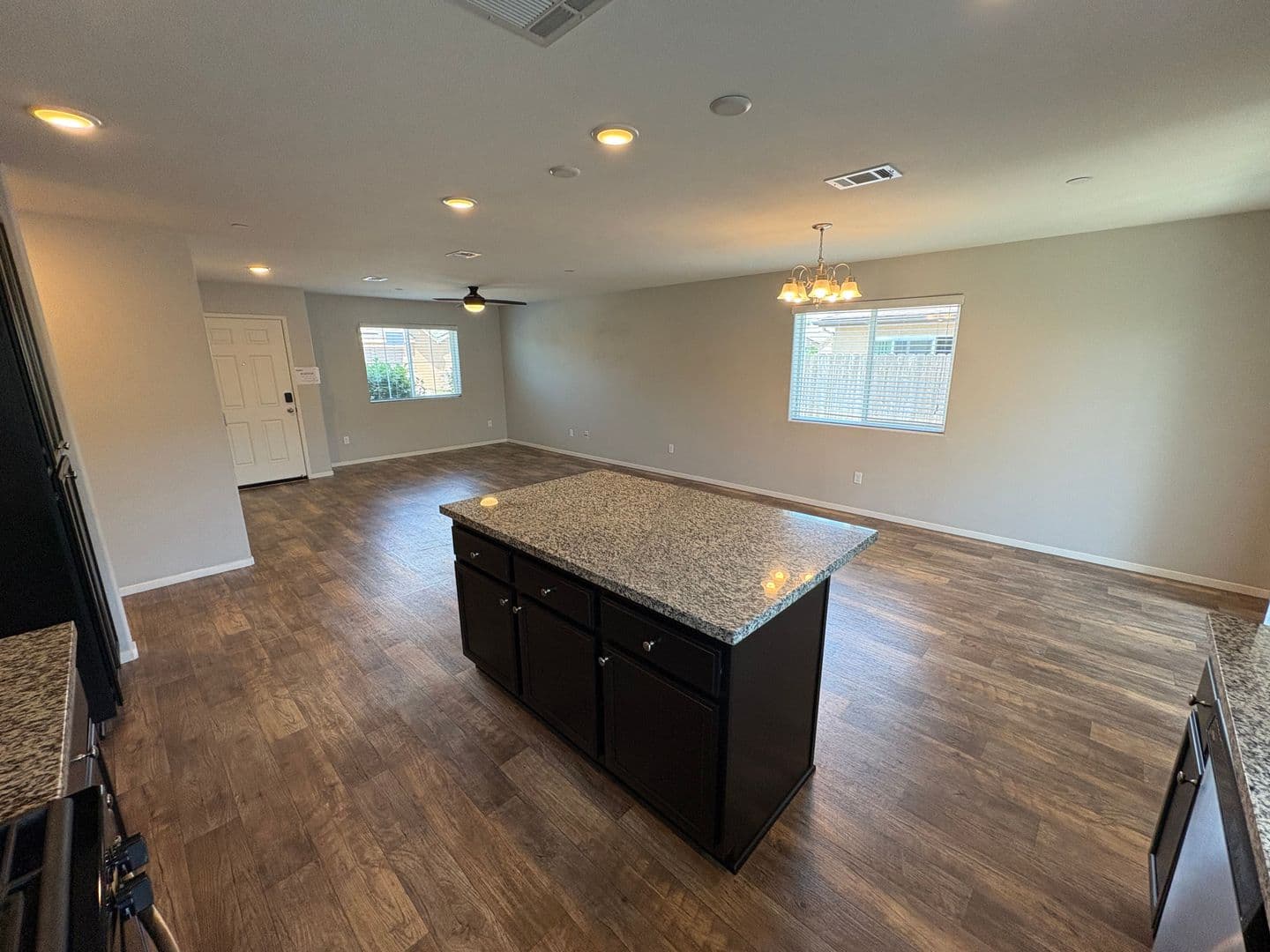 Visalia House: 2113 North Highland Street