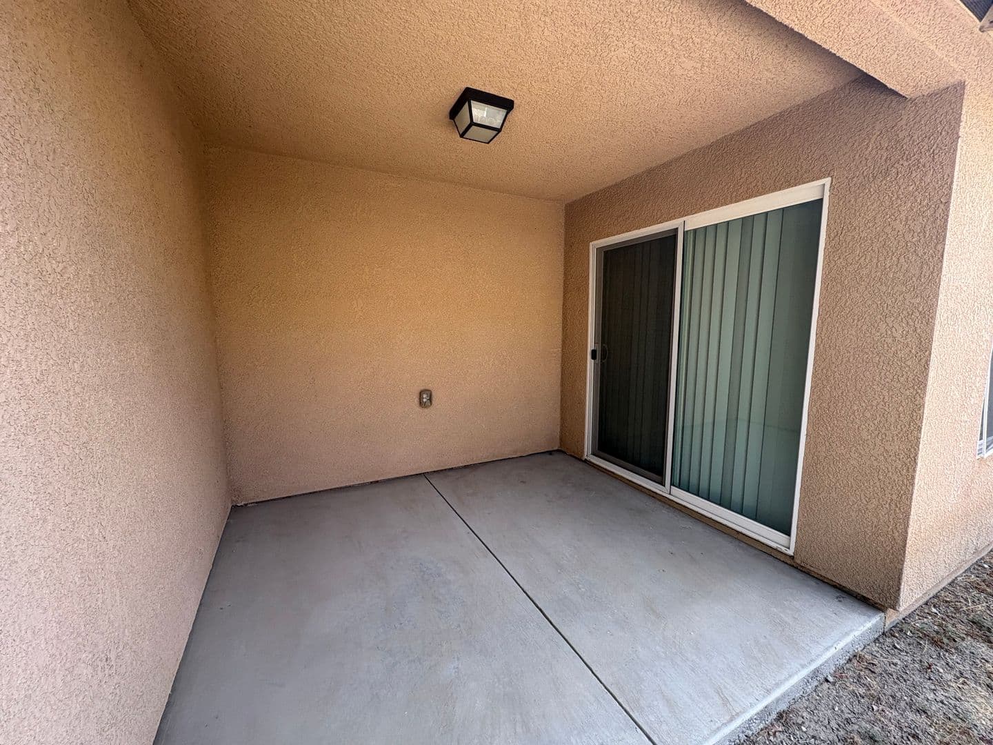 Tulare House: 2109 Bella Oaks Drive