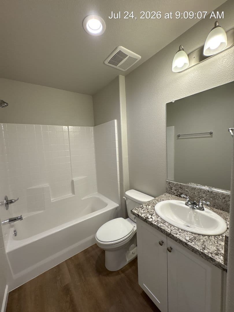 Visalia Apartment: 505 S Summit Street Unit #101-104