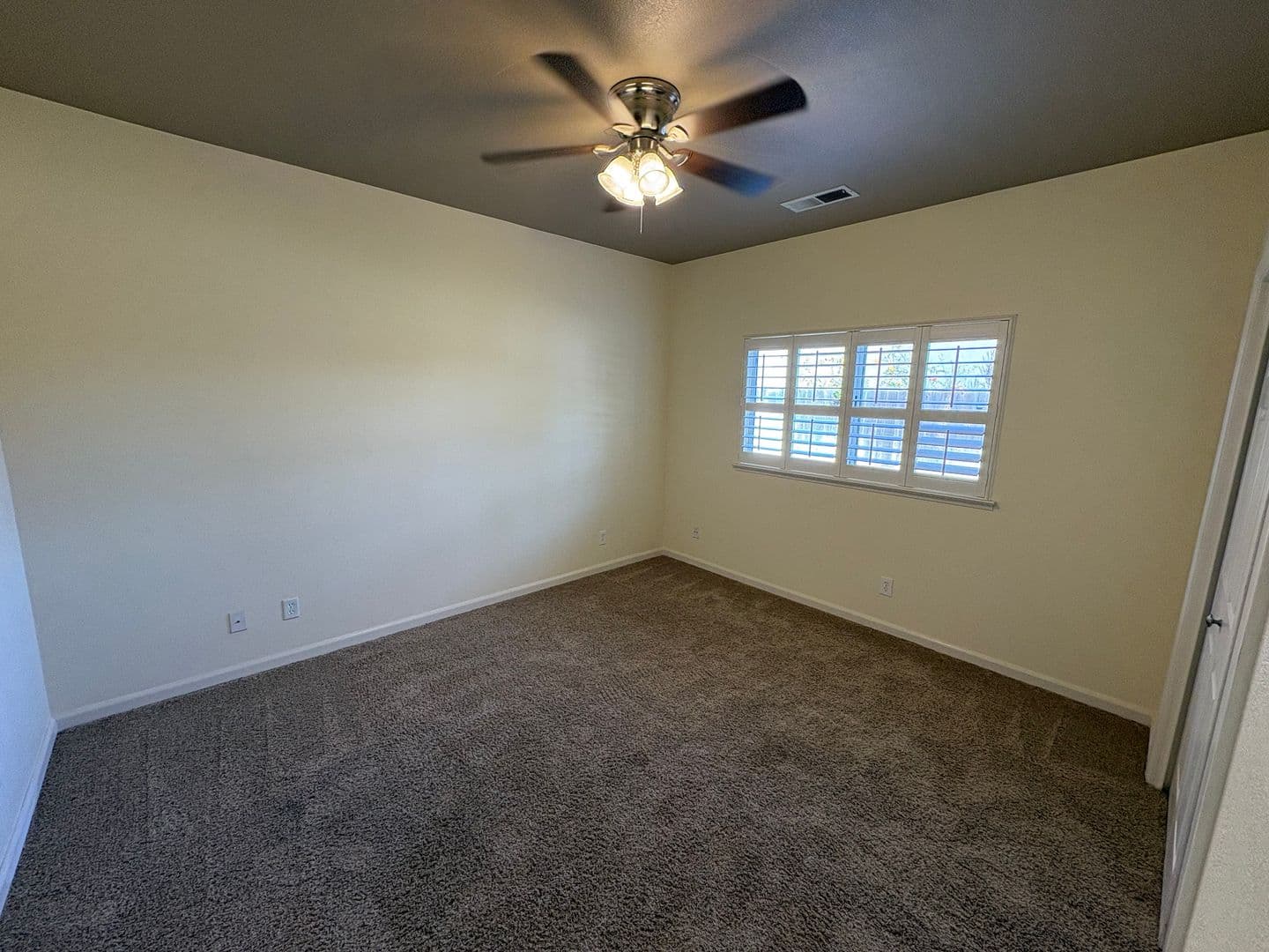 Hanford House: 540 West Birch Ct