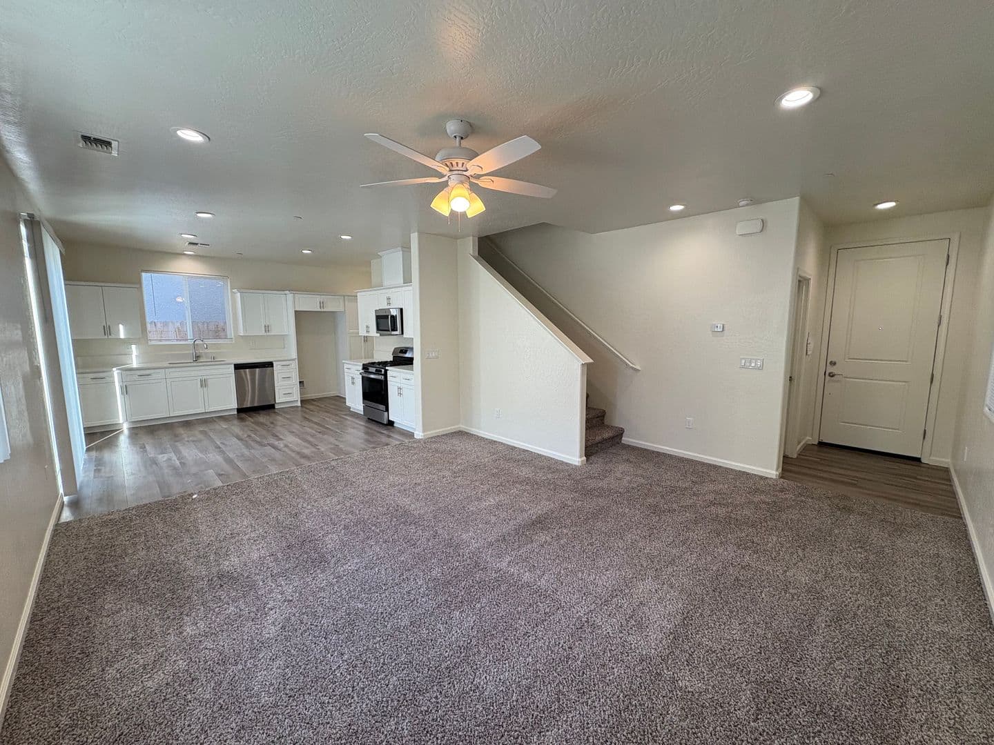 Visalia House: 1005 West Sedona Ave