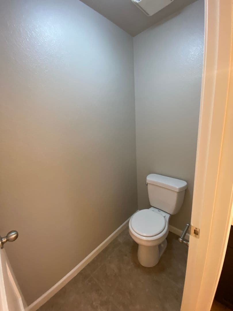 Clovis House: 3461 Alcove Way