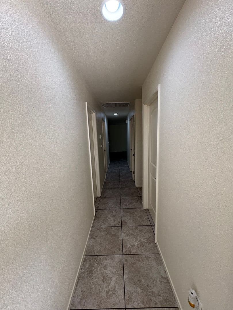 Tulare House: 2314 Cape Canyon Avenue