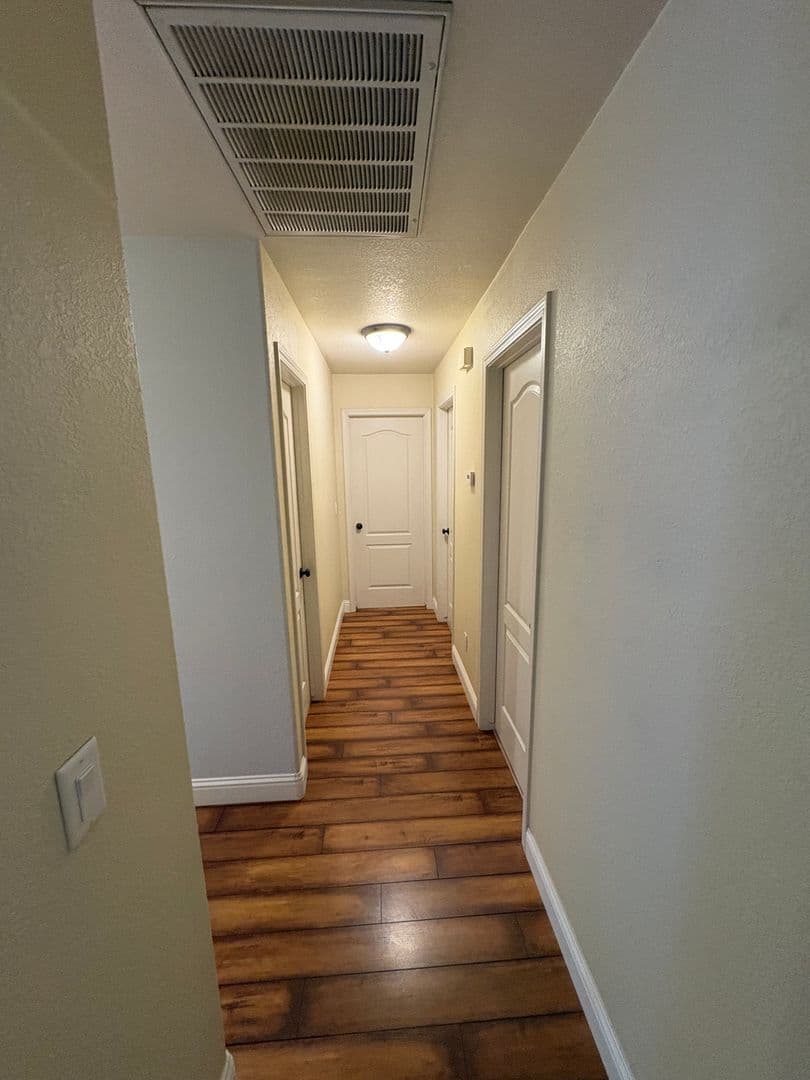 Visalia House: 3524 S. Lincoln Ct