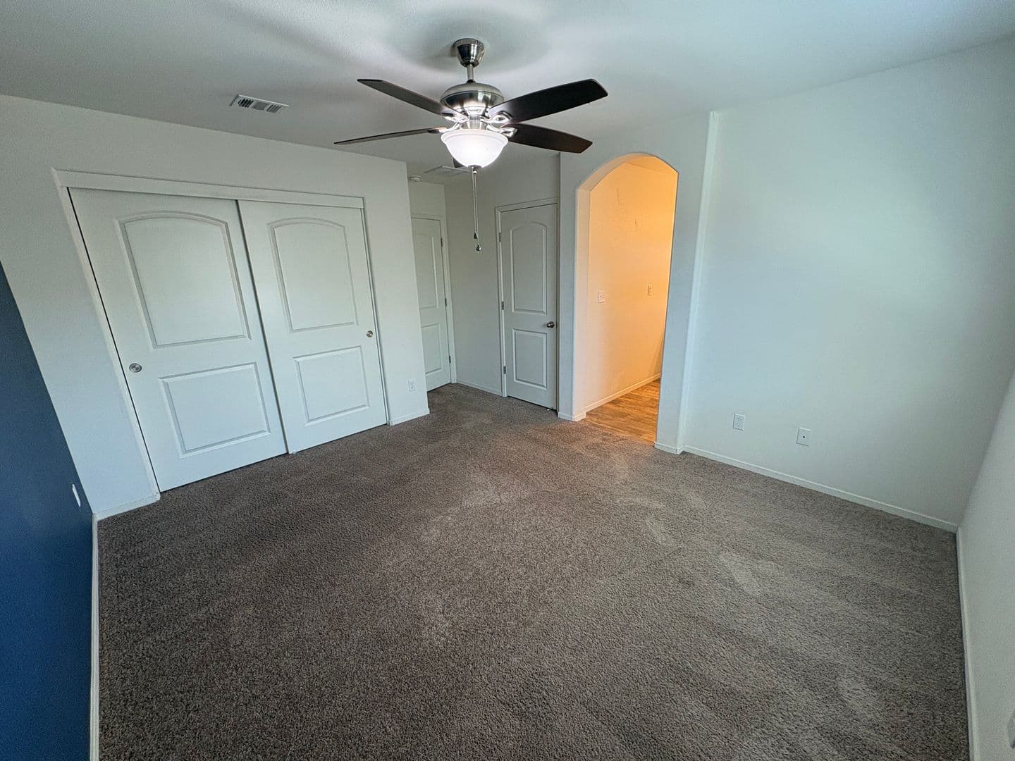 Visalia House: 2113 North Highland Street
