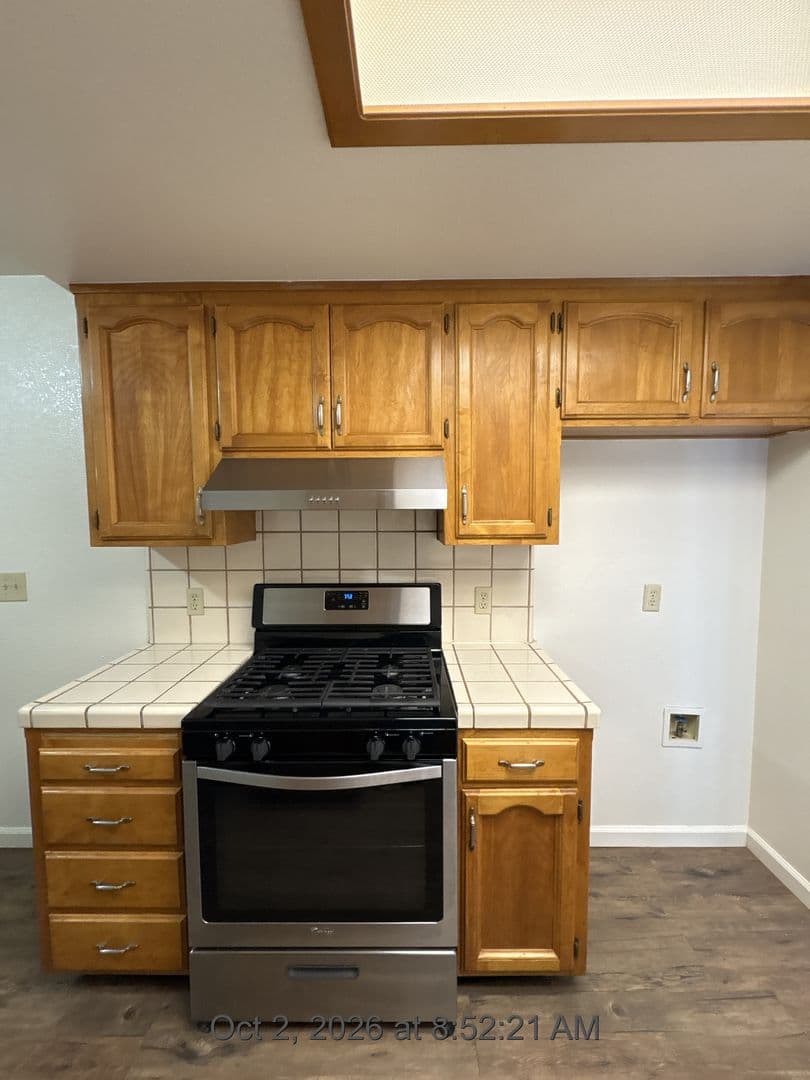 Visalia Apartment: 1324-1330 South Rossmoor