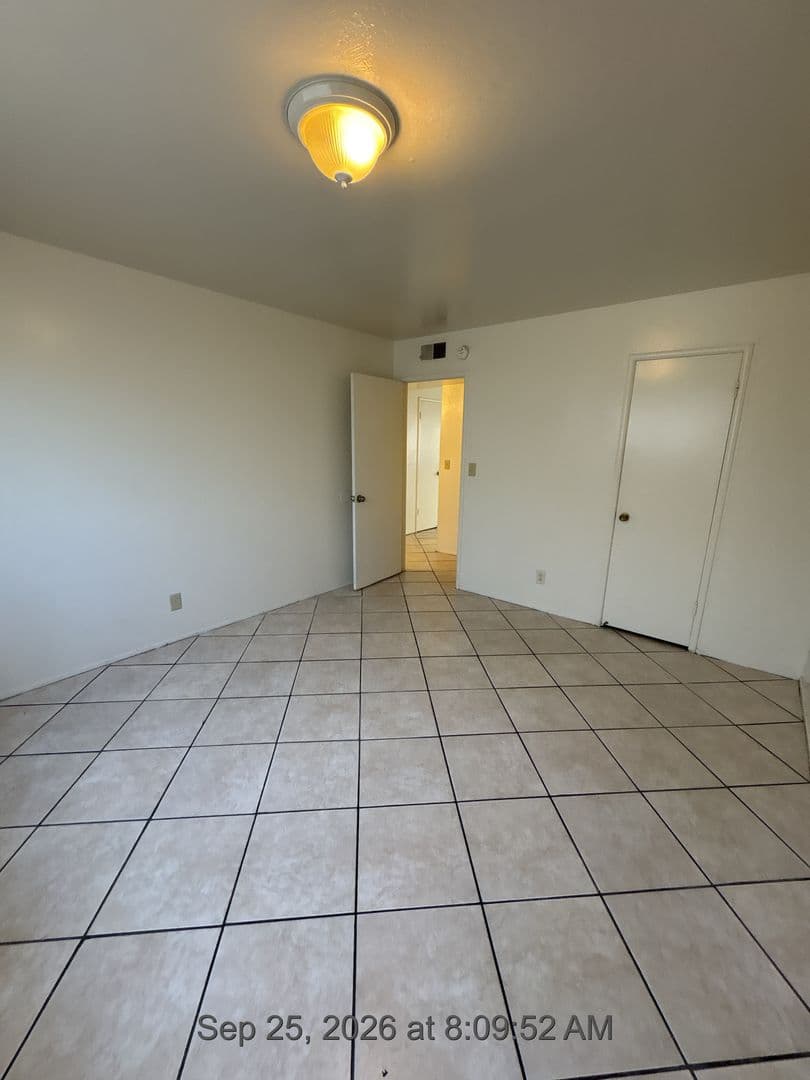 Exeter Apartment: 310 North Orange Ave
