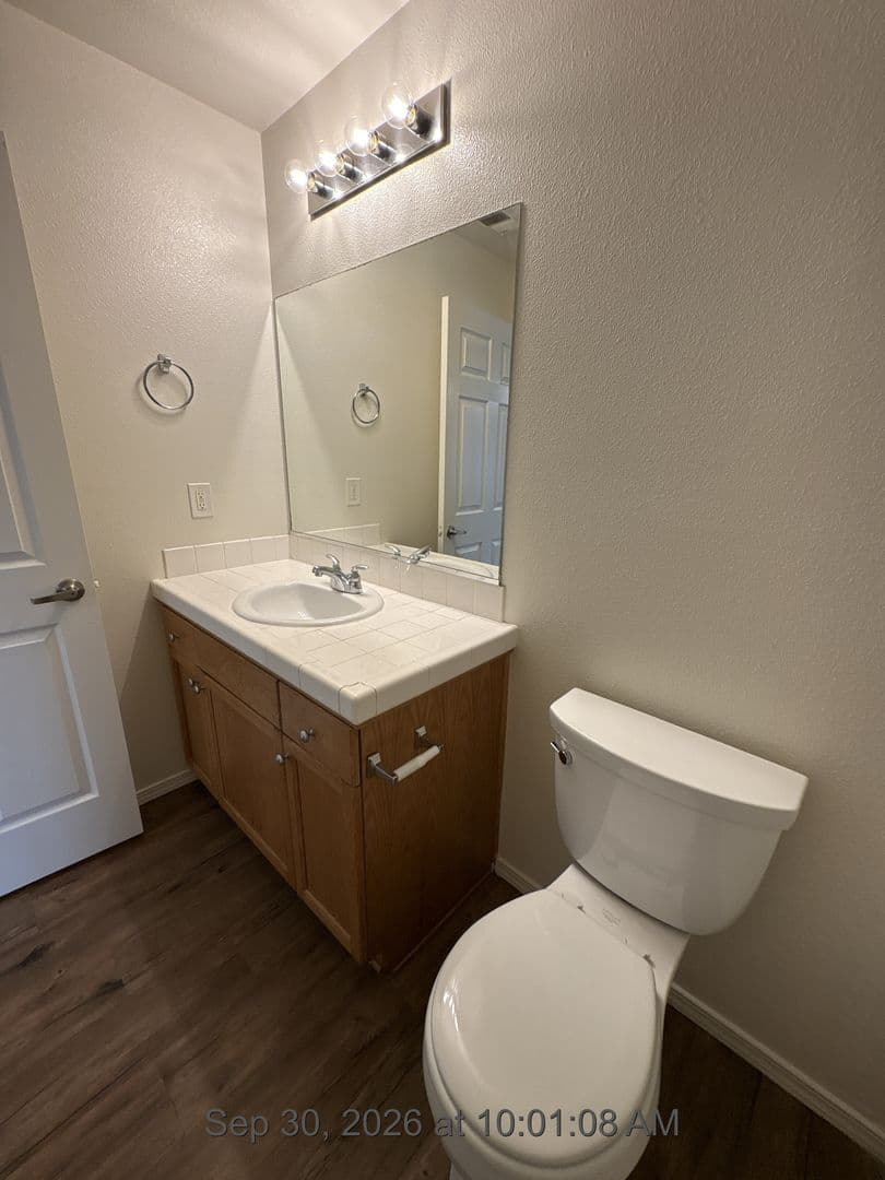 Visalia Apartment: 4203-4349 West Walnut Avenue