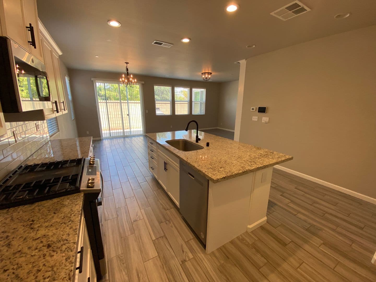 Clovis House: 3461 Alcove Way