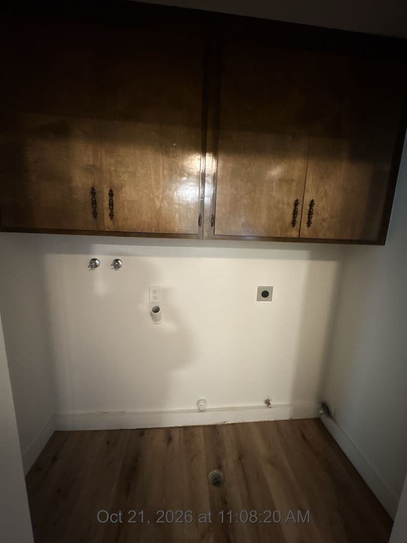 Visalia Apartment: 2015-2019 E. Walnut Ave