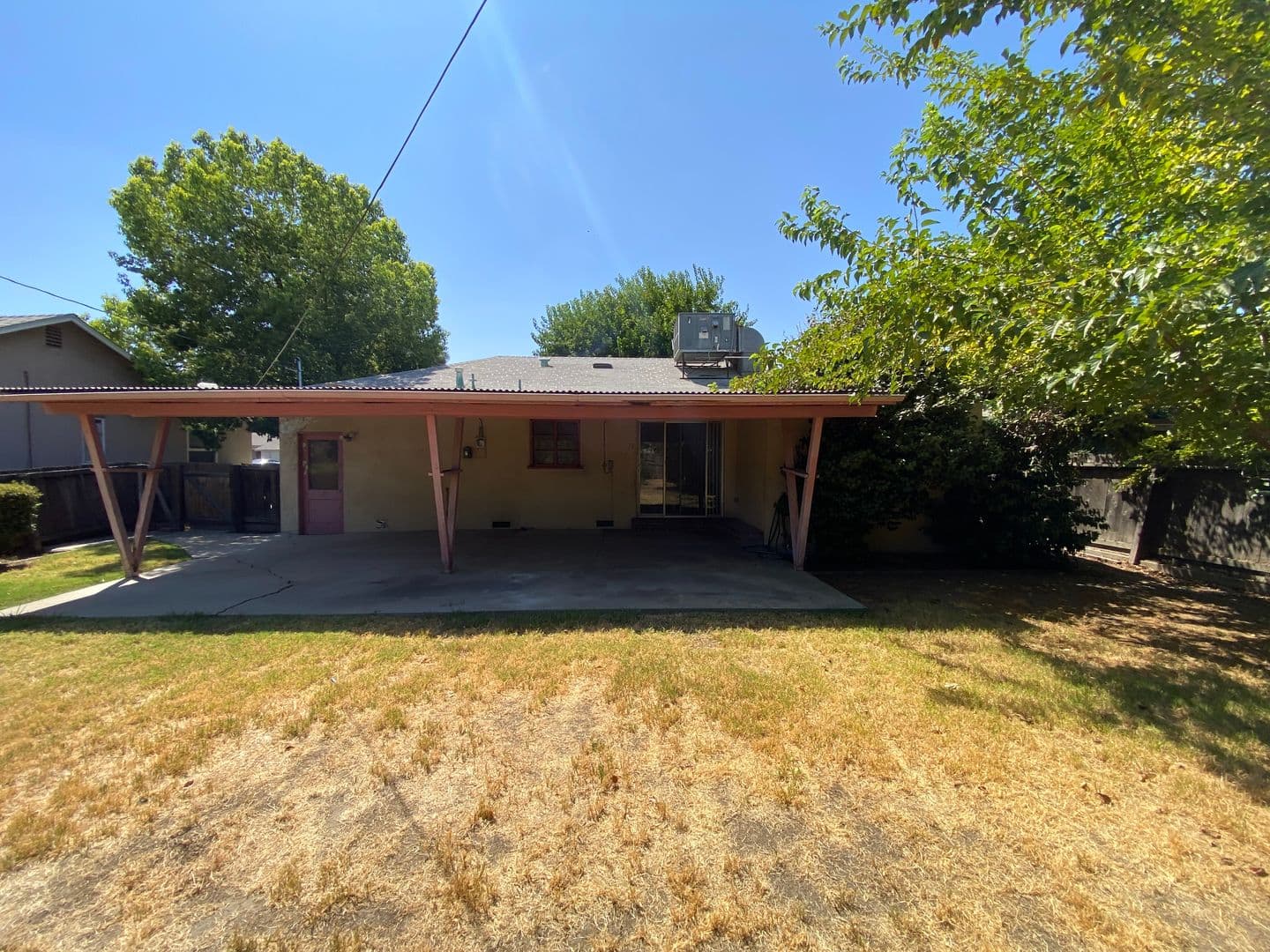 Visalia House: 1220 S Church Street