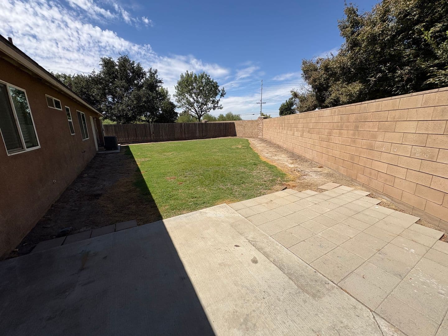 Tulare House: 2314 Cape Canyon Avenue
