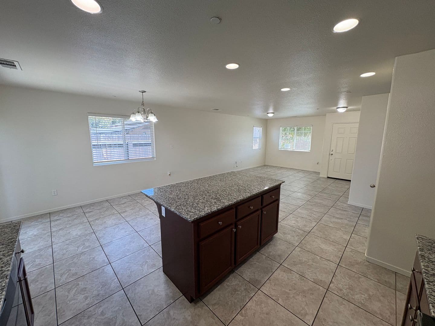 Tulare House: 2314 Cape Canyon Avenue