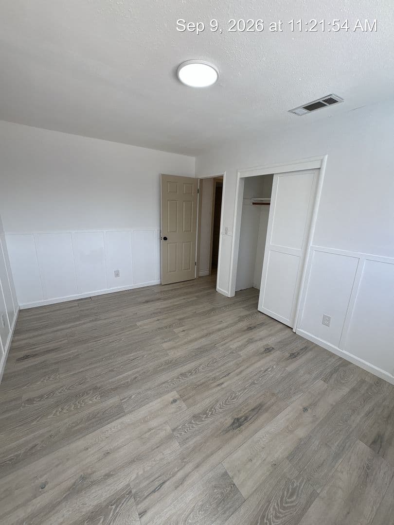Hanford House: 1105 Freddie  Circle