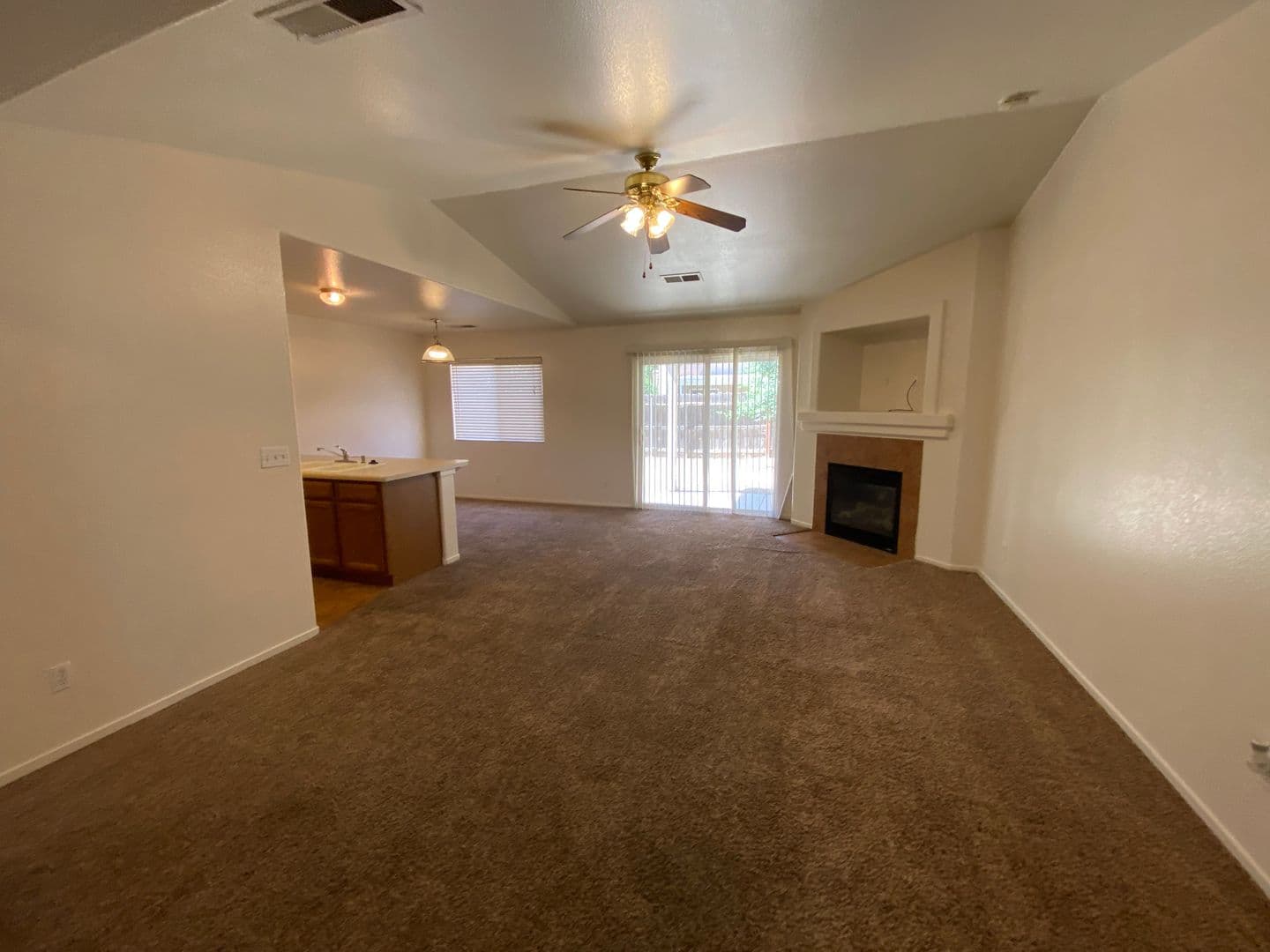 Visalia House: 3848 East Oak Avenue