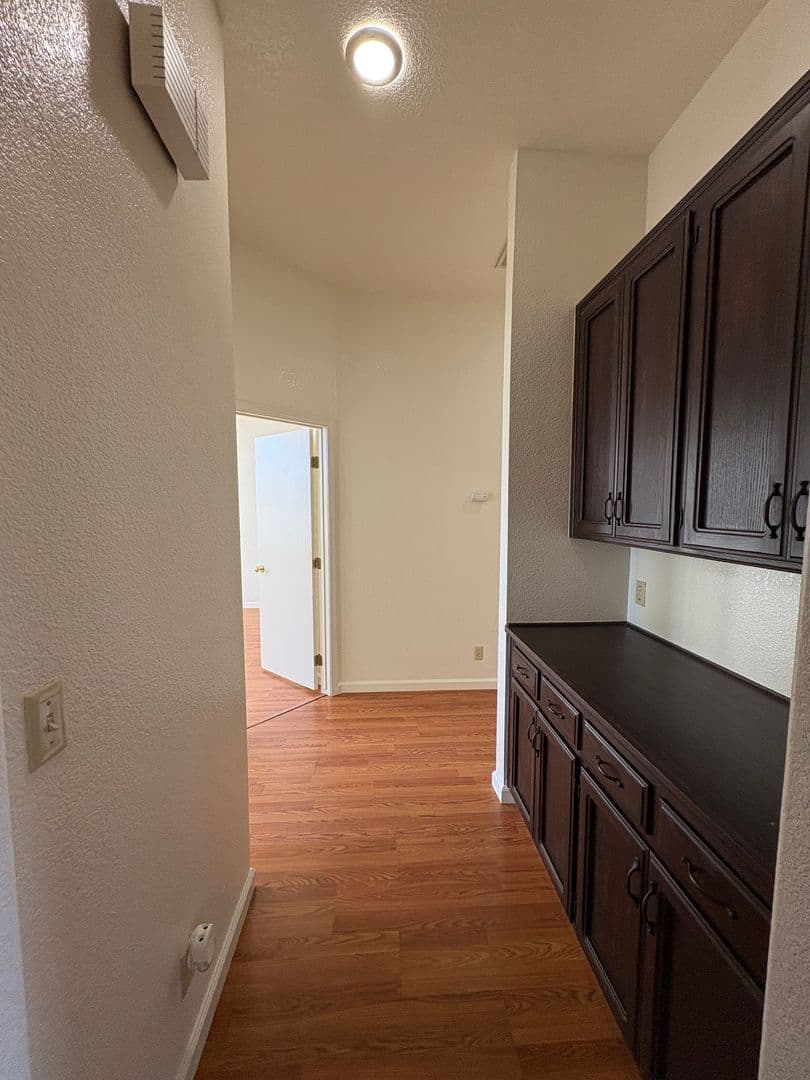 Visalia House: 1036 North Palm St