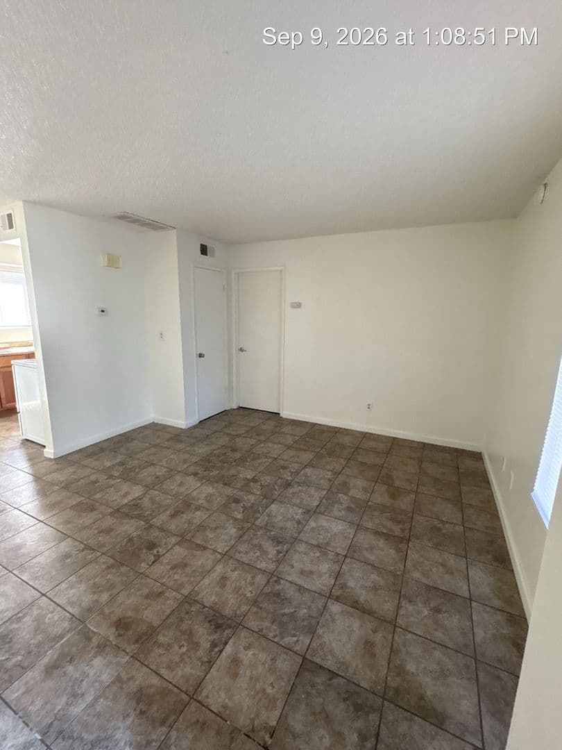 Visalia Apartment: 1649 East Douglas Ave