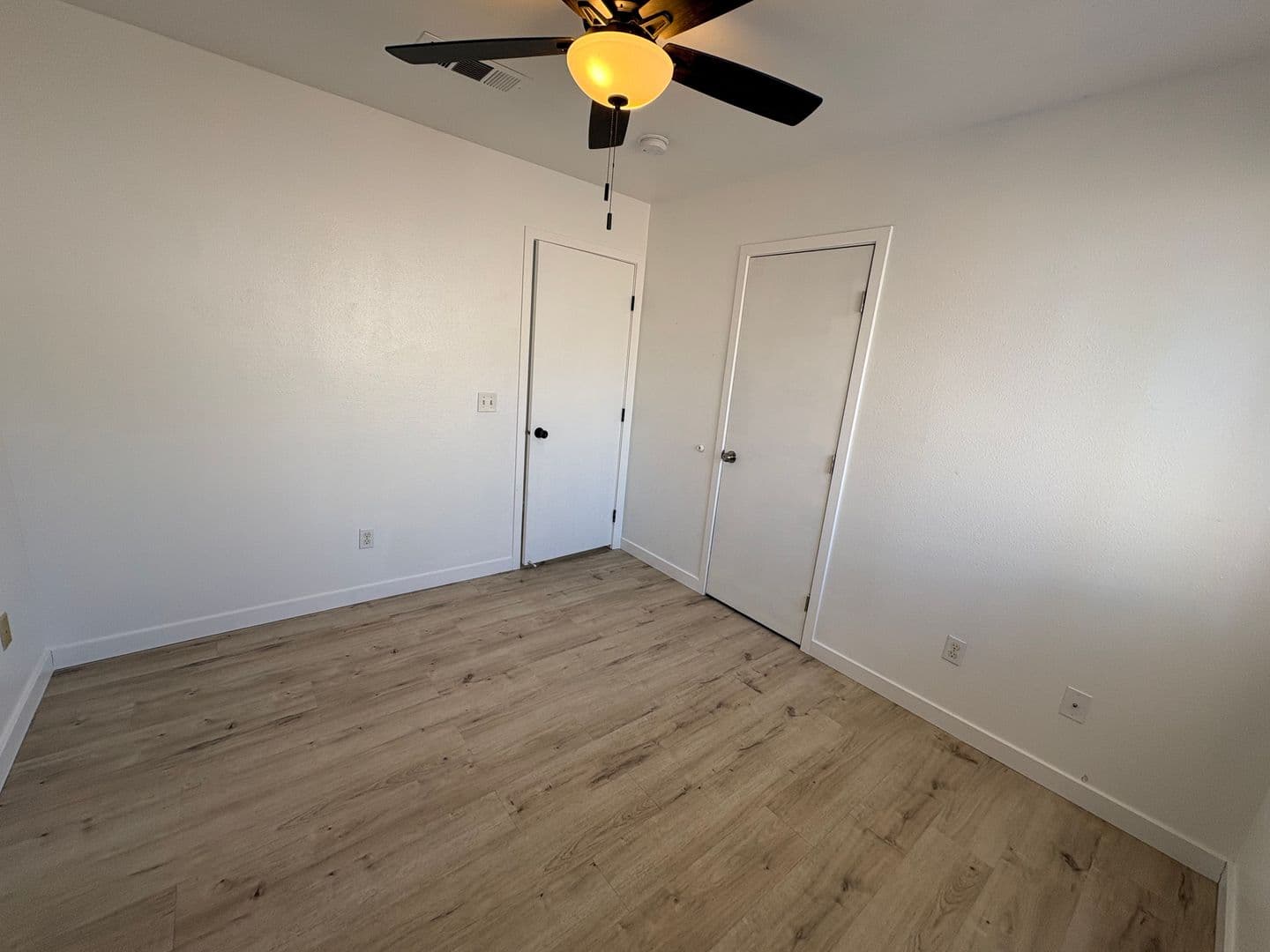 Visalia House: 2324 West Delta Ave