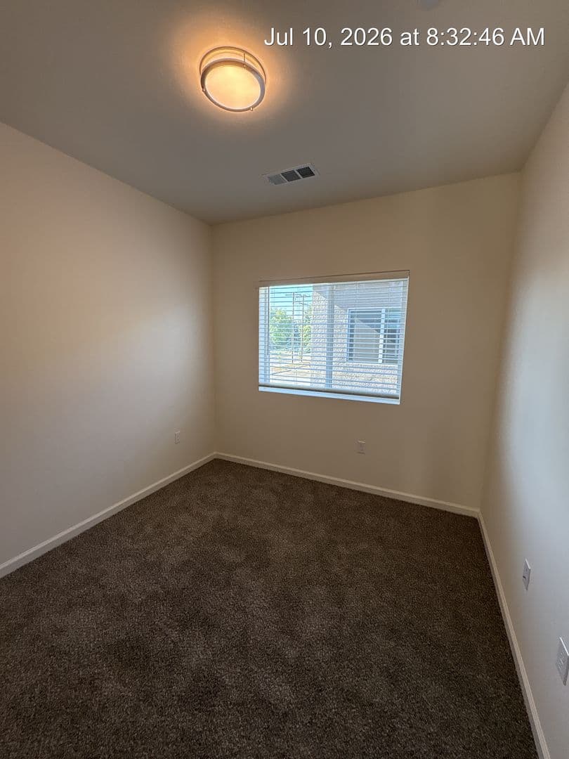 Visalia Apartment: 711-747 S Pinkham