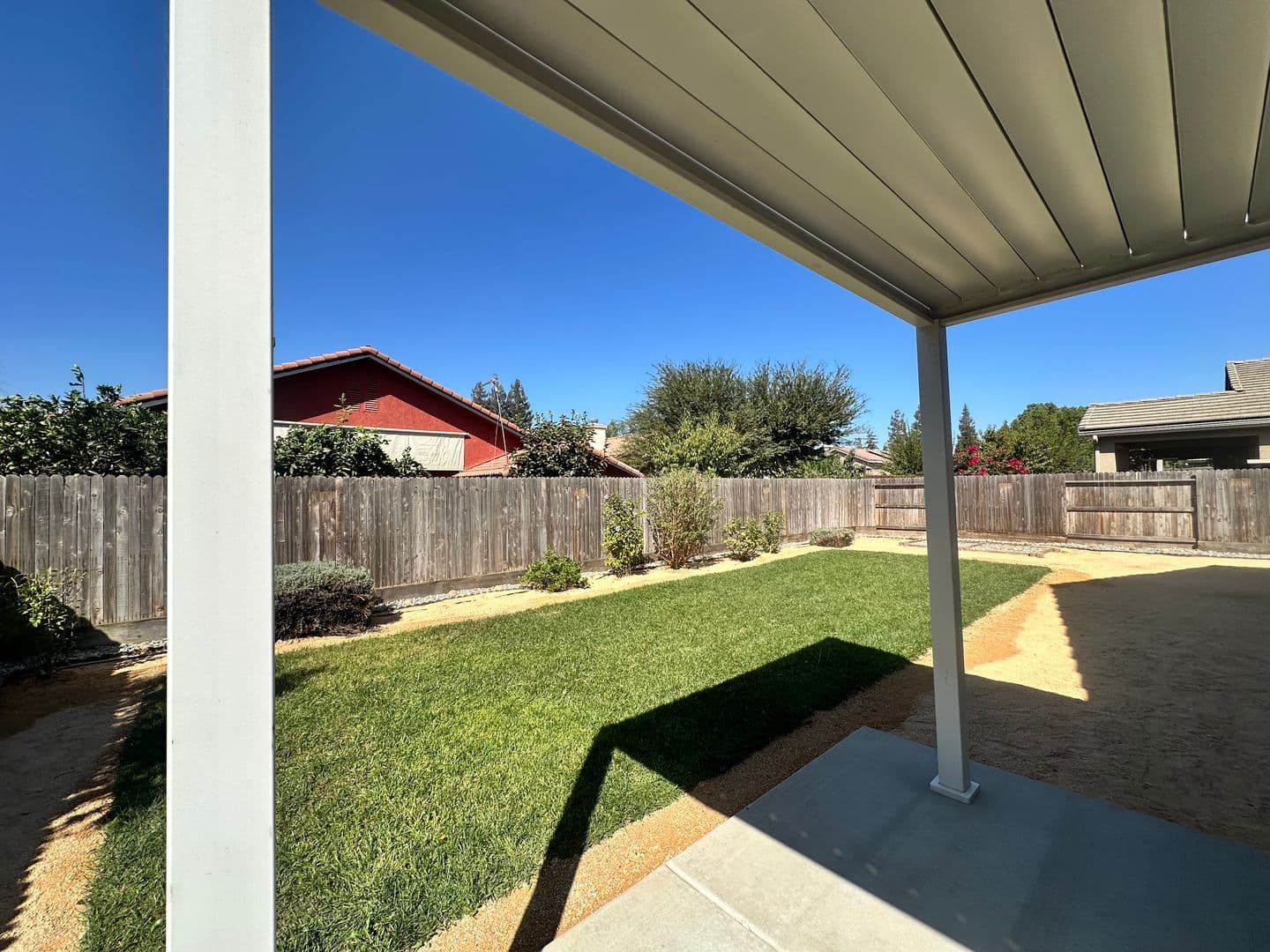 Visalia House: 3215 S Meadowbrook St