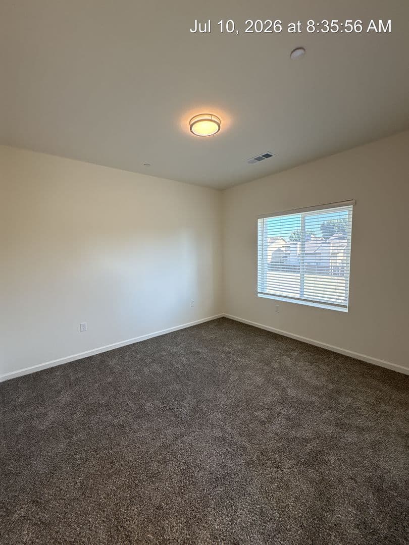 Visalia Apartment: 711-747 S Pinkham