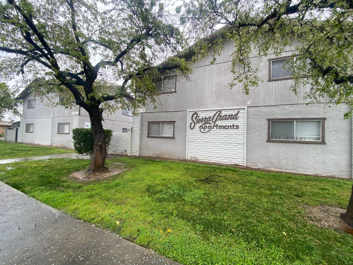 Hanford Apartment: 1855-1893 Emma Lee Lane