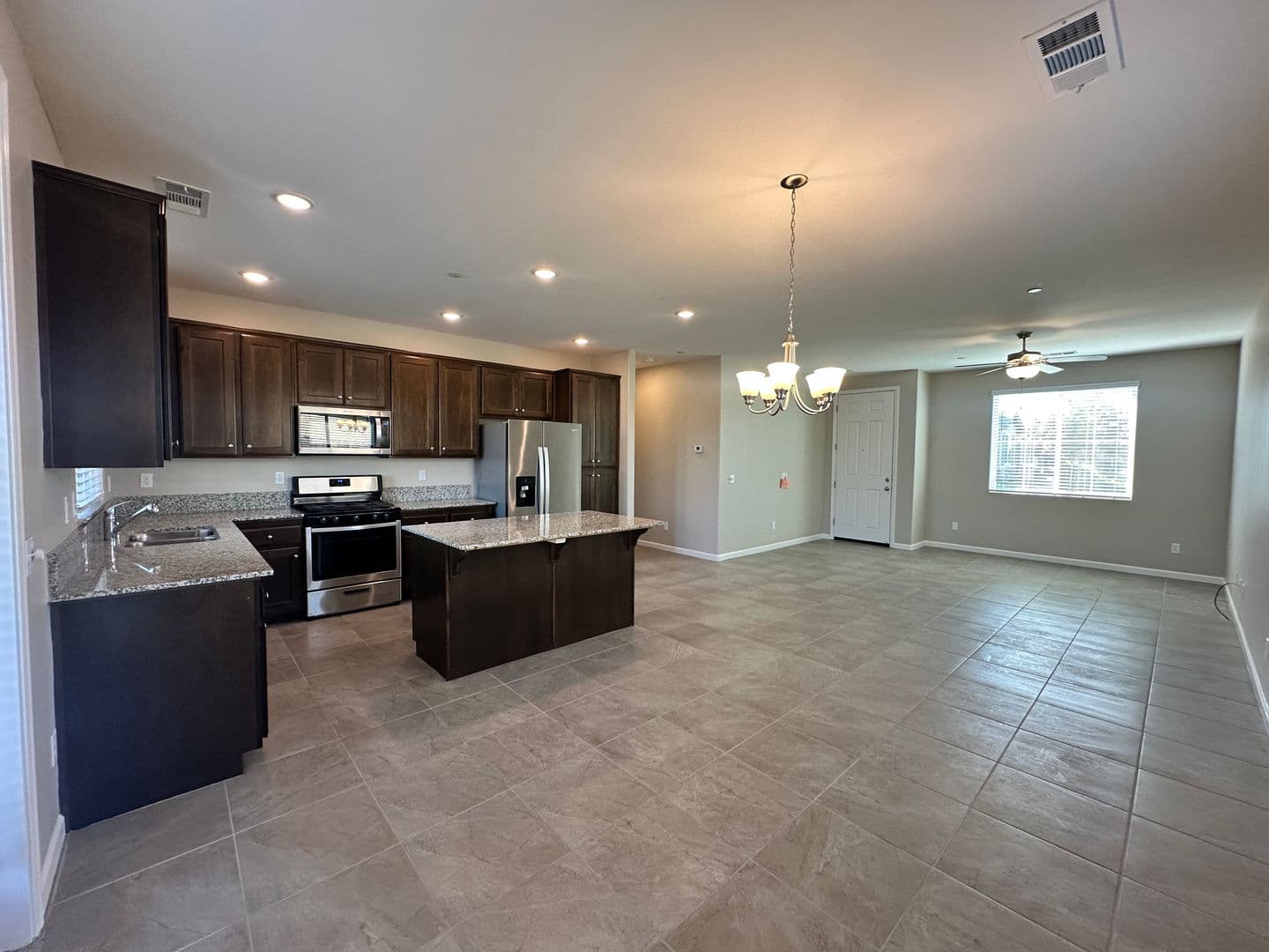 Visalia House: 4520 W. Flagstaff Ave