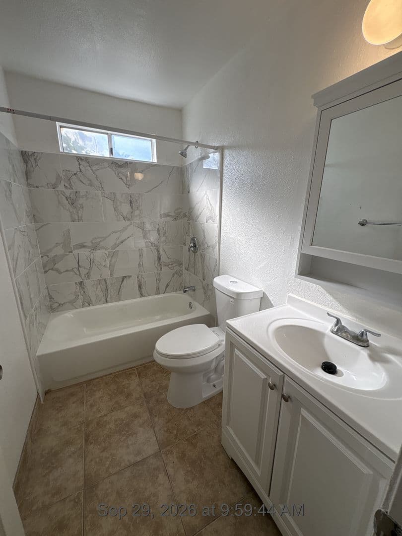 Exeter Apartment: 320 North E Street