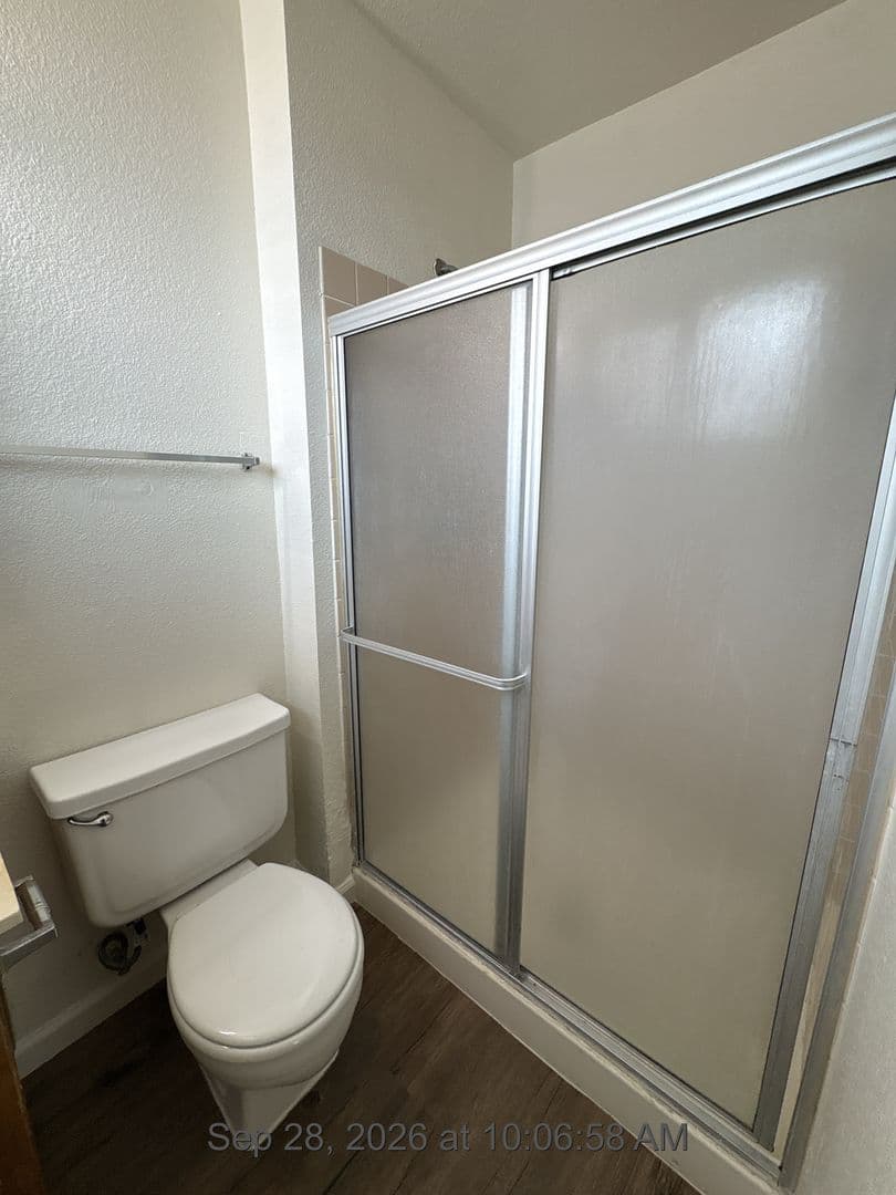 Tulare Apartment: 103-115 West Sonora Avenue