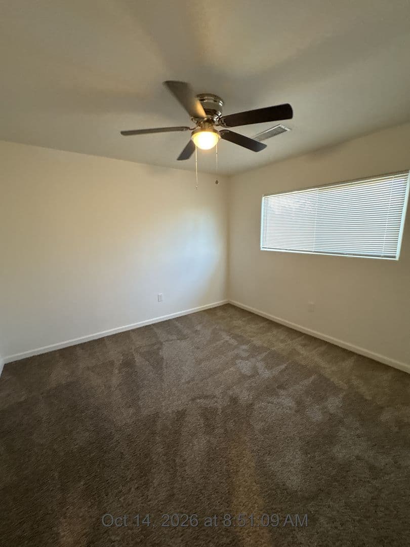 Hanford Apartment: 2002-2004 Parker Place