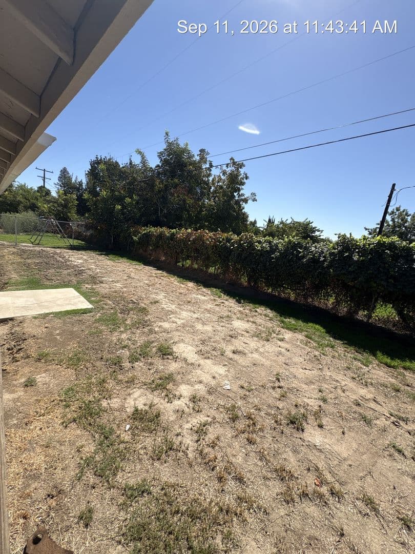 Visalia Apartment: 748 S Goddard  A-D