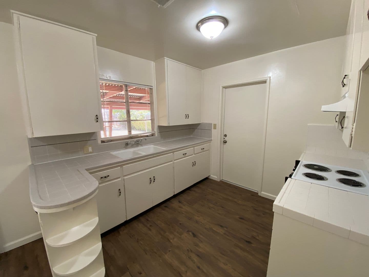 Visalia House: 1220 S Church Street