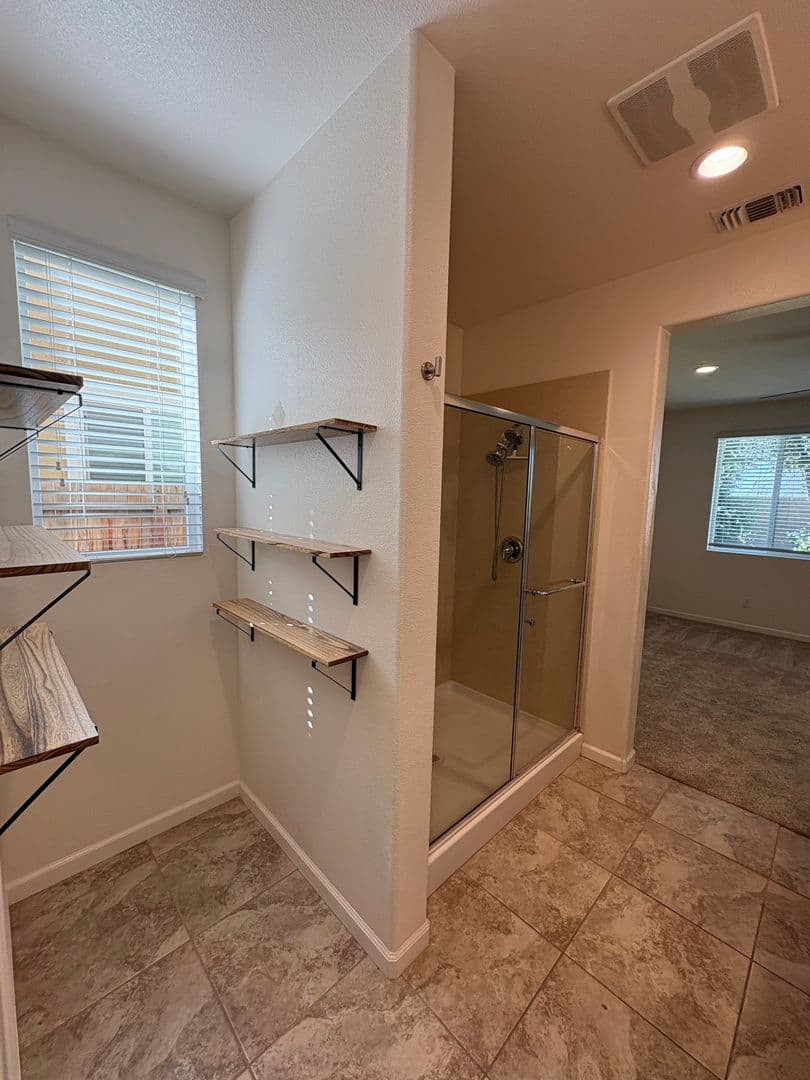 Visalia House: 4306 West Lark Ave