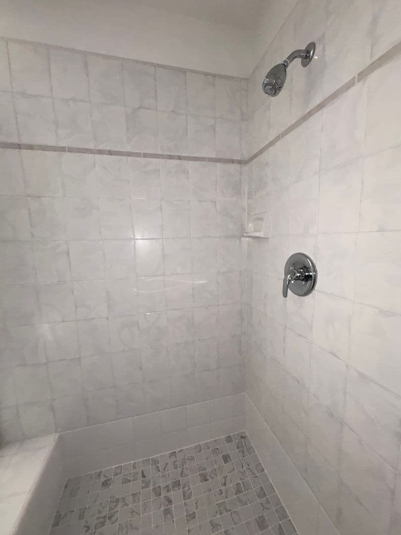 Clovis House: 3227 Jasmine Ave