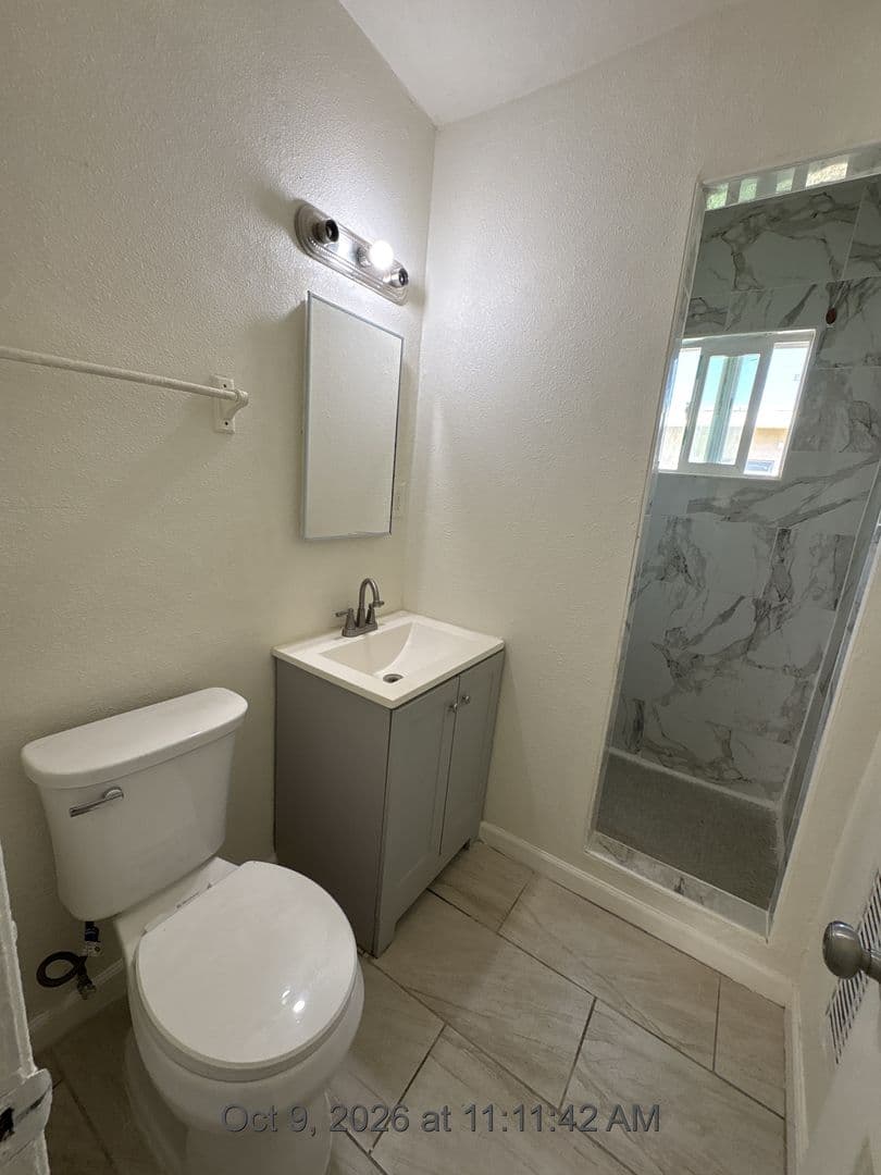 Hanford Apartment: 530-580 S. Richmond Ave