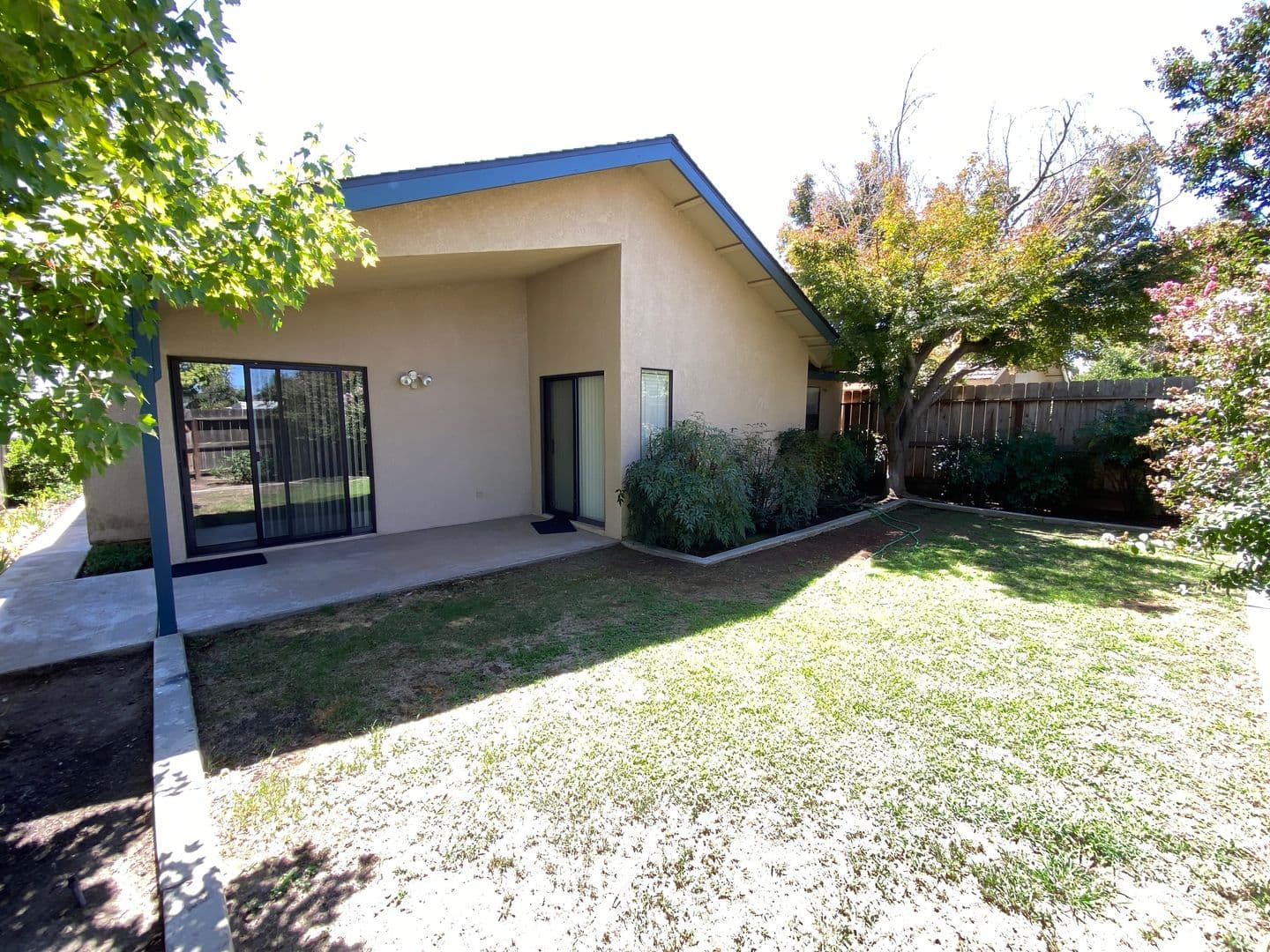 Visalia House: 1348 East Ferguson Court