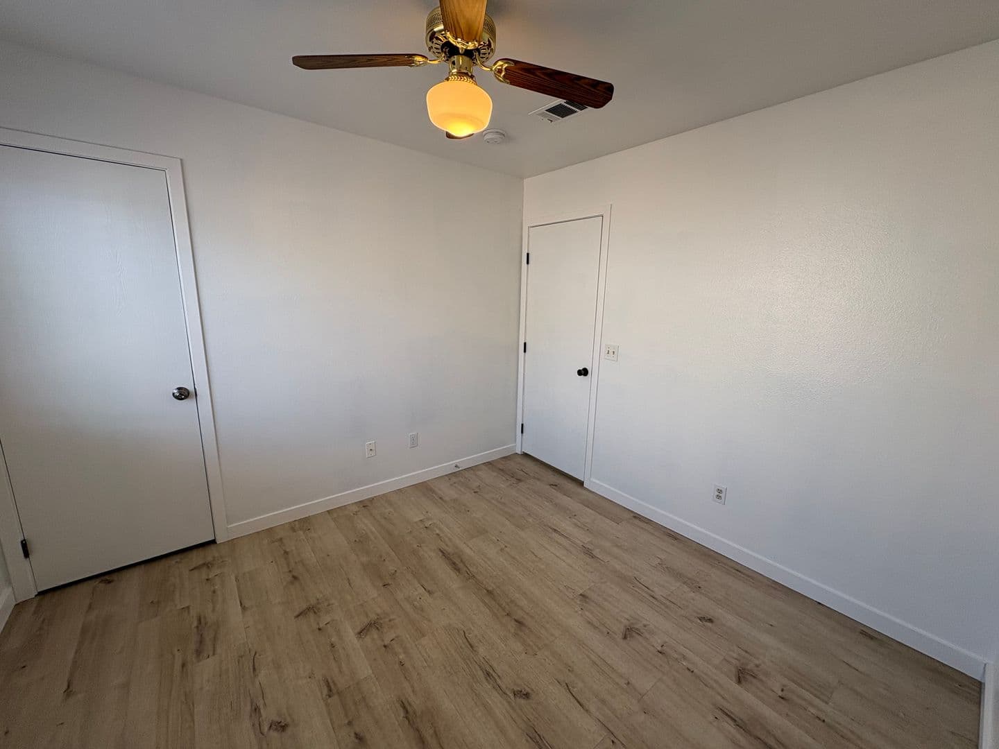 Visalia House: 2324 West Delta Ave