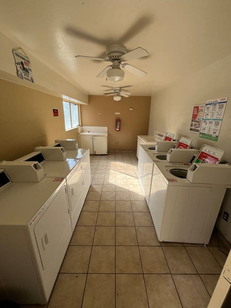 Porterville Apartment: 554 W Morton Ave
