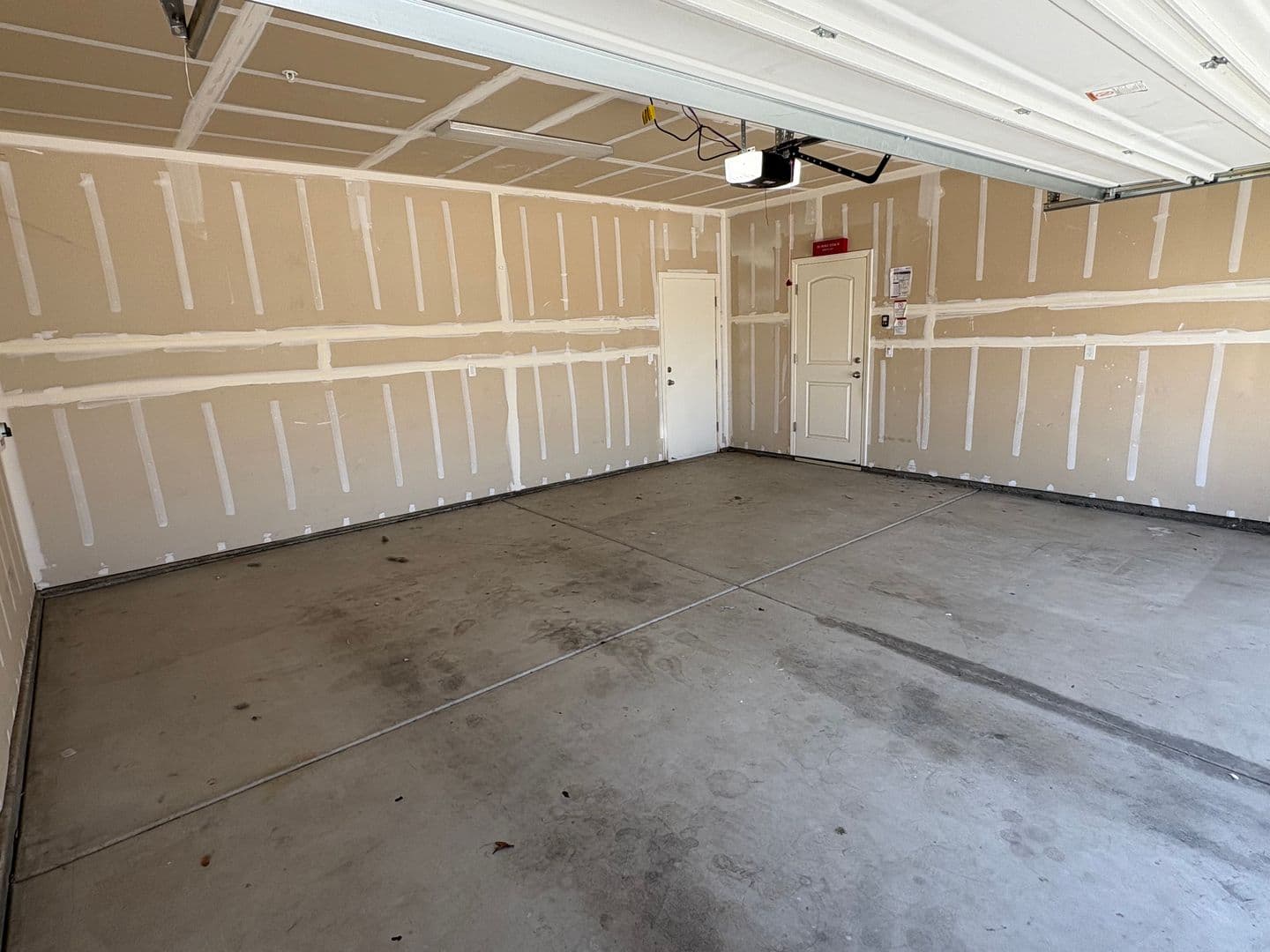 Tulare House: 3272 Manchester St