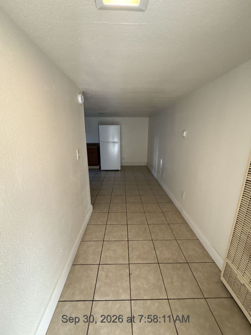 Visalia Apartment: 32606 Road 124