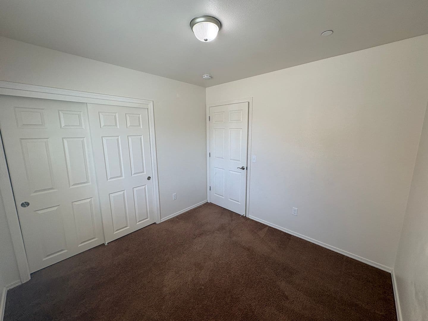 Tulare House: 2109 Bella Oaks Drive
