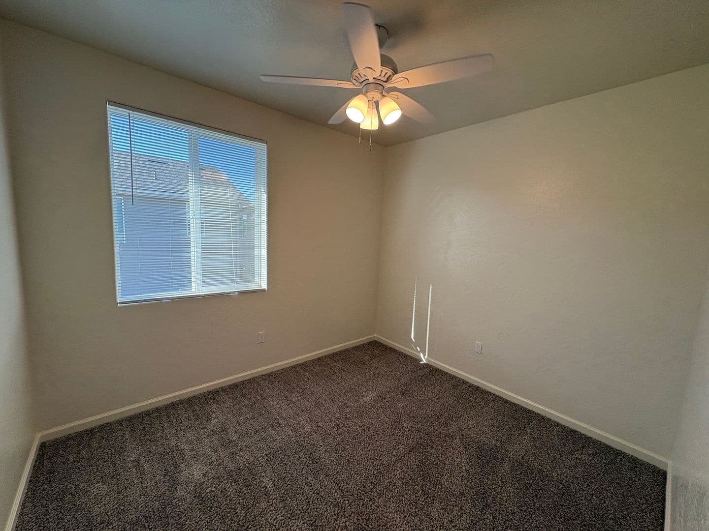 Visalia House: 1005 West Sedona Ave
