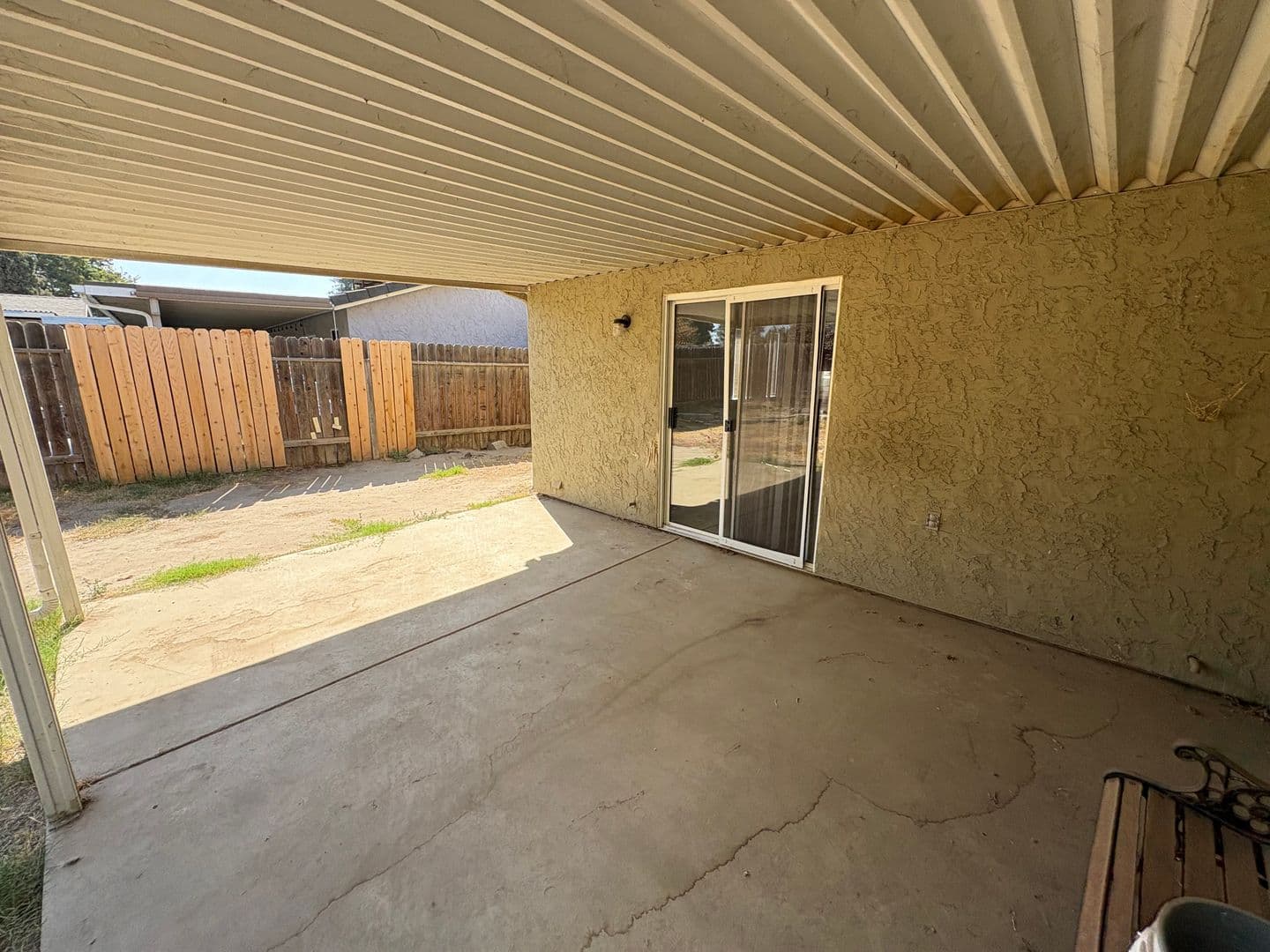 Visalia House: 2324 West Delta Ave