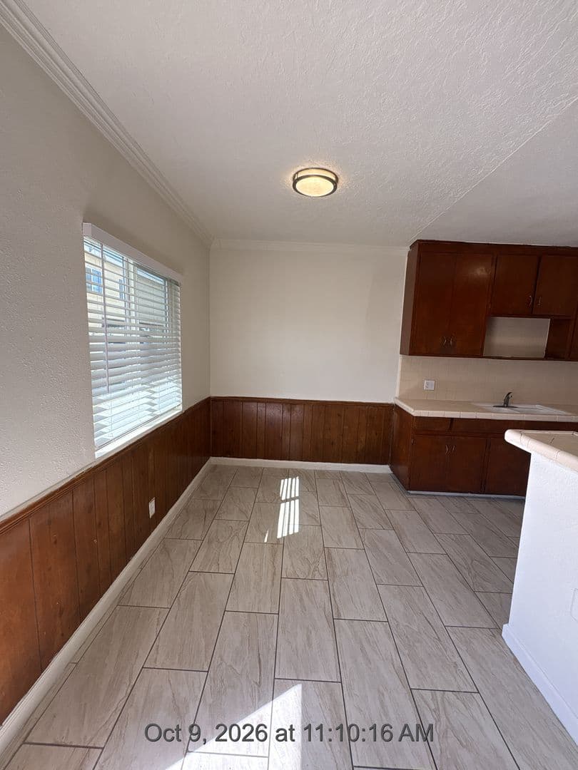 Hanford Apartment: 530-580 S. Richmond Ave